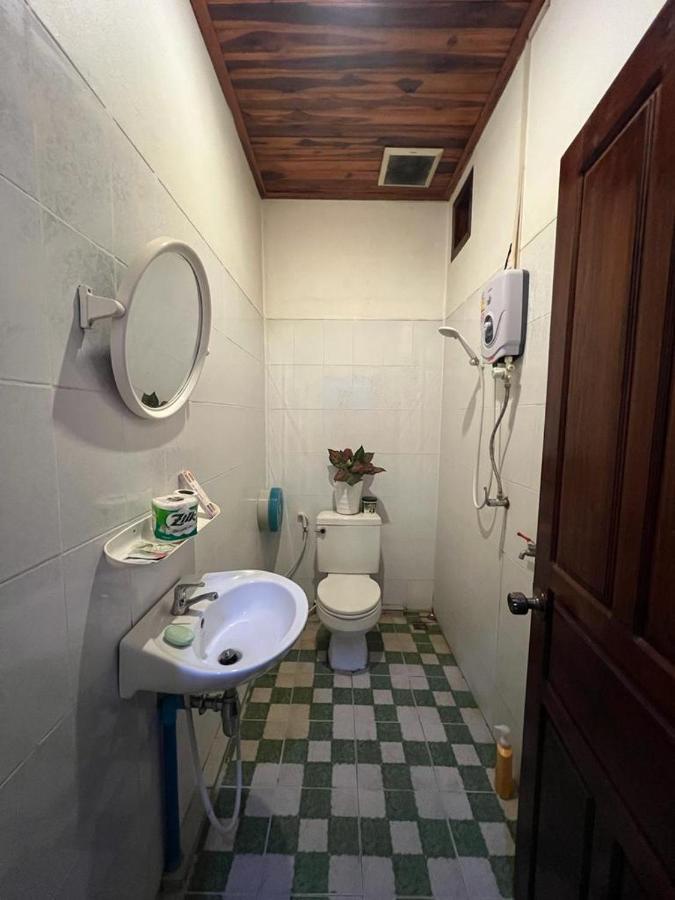 La Casa Hostel Luang Prabang Luaran gambar