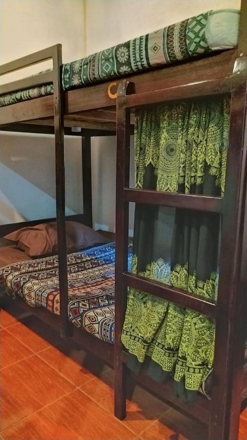 La Casa Hostel Luang Prabang Luaran gambar