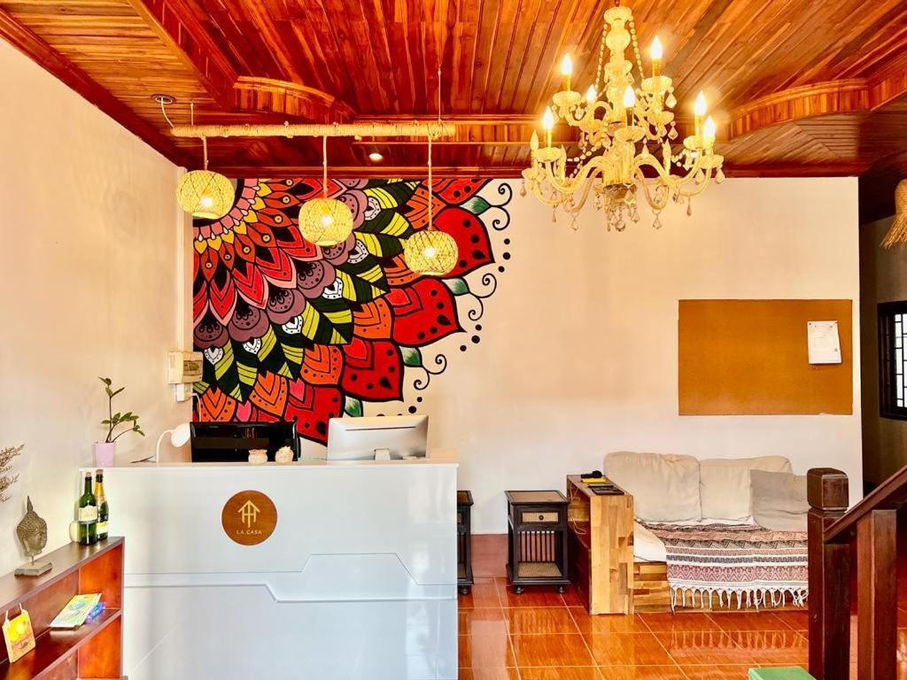 La Casa Hostel Luang Prabang Luaran gambar