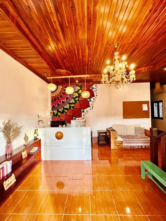 La Casa Hostel Luang Prabang Luaran gambar