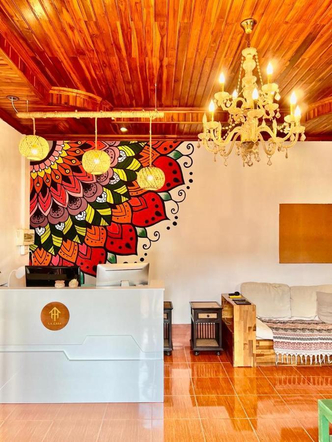 La Casa Hostel Luang Prabang Luaran gambar